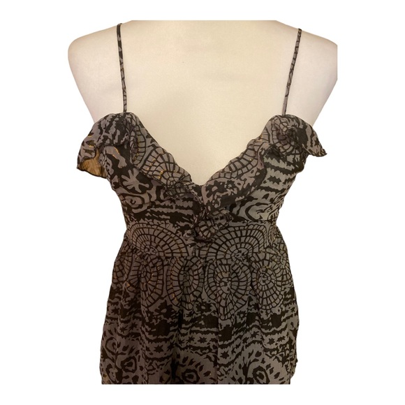 Kirra women’s black & gray flirty ruffled sleeveless, tie back camisole top - Picture 4 of 8